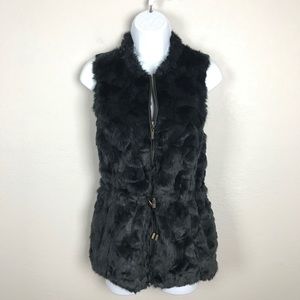 Maurices Black Faux Fur Vest Size Small